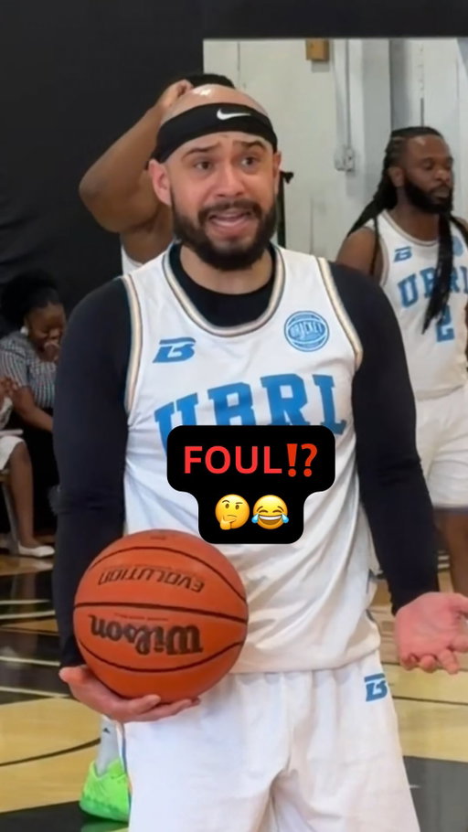 ALL BALL REF 😡😡😡

#reels #funny #fail #basketball #fyp