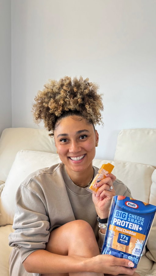 ✨#ad POV: you open a fitness instructor’s bag and realize it’s basically survival mode with lip gloss, electrolytes, and snacks that actually do something @kraft.naturalcheese 😅🚲

What’s always coming with me before I teach? A protein-packed snack that can keep up. Lately it’s been the Kraft Natural Cheese Protein Sticks because they’ve got 17g of protein, they’re easy to throw in my bag, and honestly hit when I need something quick before class without feeling heavy.

Some days there’s time for a full meal. Some days…there’s a 10-minute window between life and the leaderboard. 😂

What’s ONE thing always in your bag no matter where you’re headed?