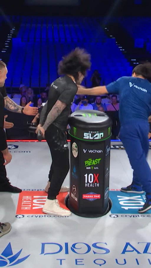”Now kick now kick now come on baby kick” 🎶

@HuntterHassanin just needed to dance it off a little!

[ $VET #PowerSlap20 | May 15 9p ET/6p PT | Live & FREE on YouTube 📺 | 📍@Cosmopolitan_LV ]