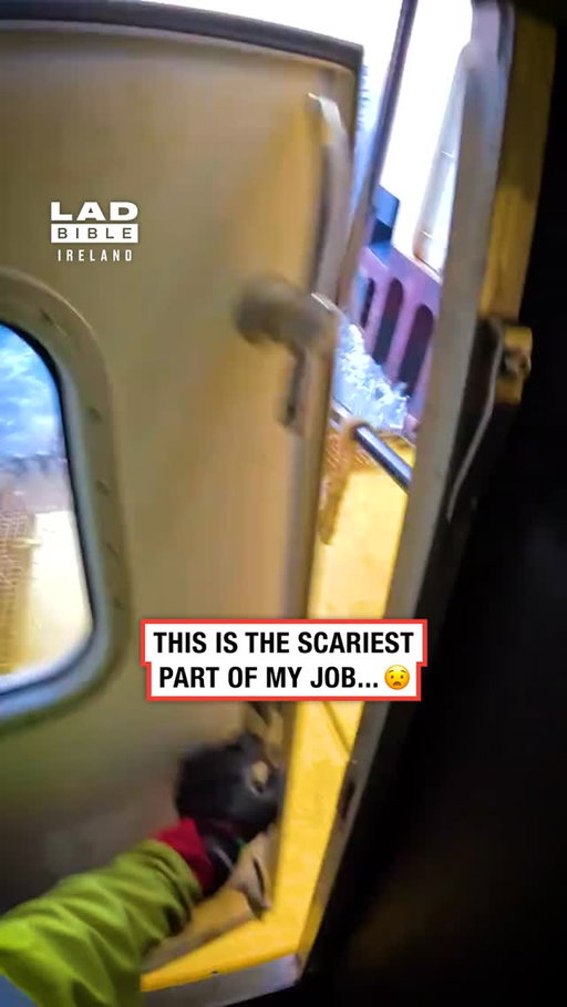Reason number 100 why I won’t get on a boat ⛴️⁠
⁠
🎥 norgvarg⁠
⁠
#Ireland #irish #trending #irishhumour #ship