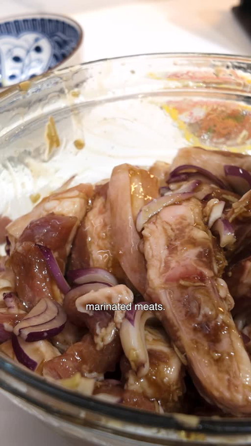 Minsan nga mas masarap pa luto ng nanay kesa kumain sa labas. Agree? 🤔✨
#SarsayaTeriyakiSauce #SarsayaBulgogiSauce #Ajinomoto @cookmunitybyajinomotoph
