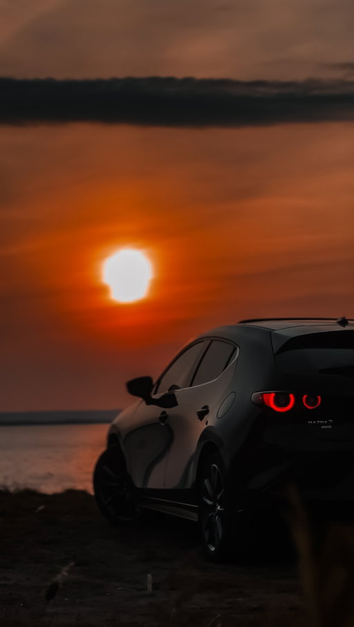 A view begging to be shared. Who’s your go-to sunset partner for your next drive?​ 

🔴 

Un point de vue fait pour être partagé. Avec qui aimeriez-vous profiter de votre prochain coucher de soleil ?

📷 Joseph Benzilavose