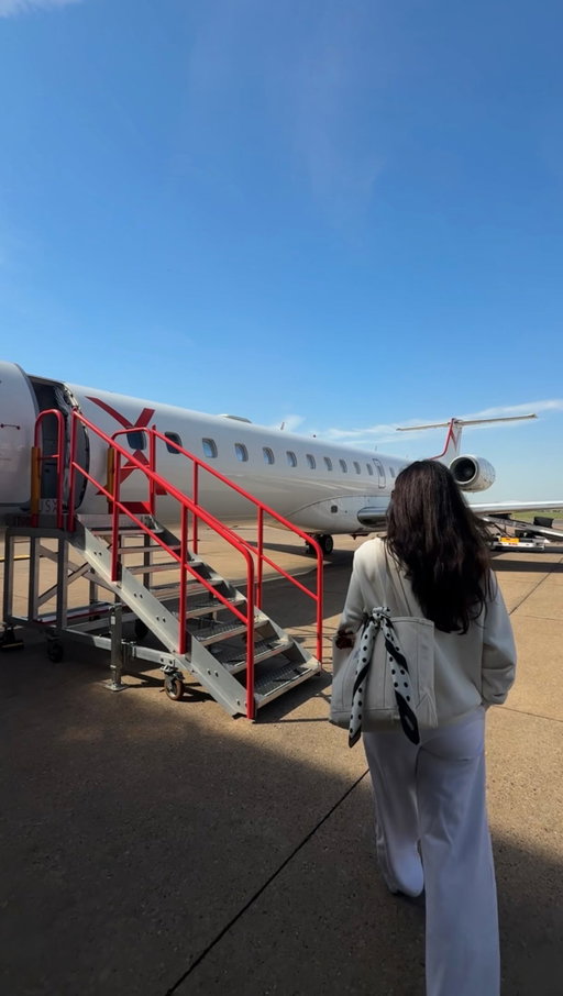 Thanks a lot @acquired.style!!! Jk jk I love your work. We actually booked this several months ago because nothing but the best for my lil bridal baby @maggieloudenslager ✈️🧳✨