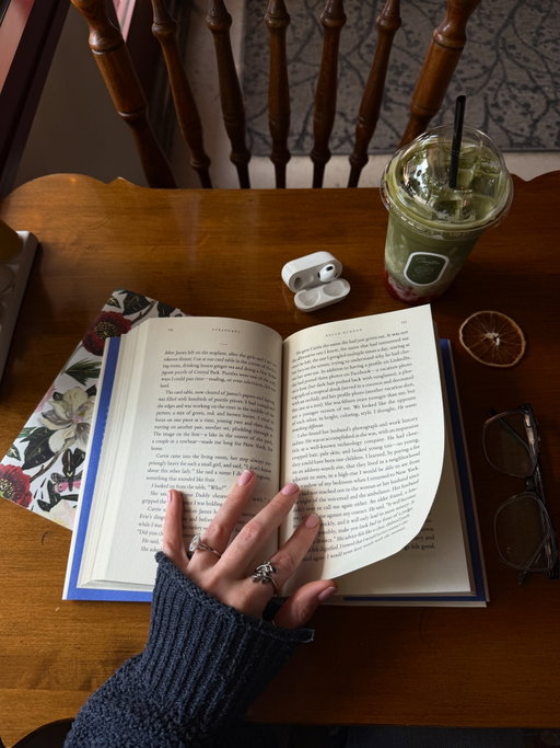 Don’t tell the books on my tbr that I secretly bought a new one & I’ve been taking it on cafe dates behind their backs after assuring them that they were 100% my priority this month 🤫📖🍵

In my defense, the book is good!! I picked up Strangers by Belle Burden after hearing people rave about how well written it is & how gripping the story of Burden’s marriage & divorce was, and I can honestly tell you they’re not exaggerating. My jaw has dropped multiple times at the recounting of her husband leaving her, bc this man really said “can I have a divorce & also can you make me a sandwich” 😳😡

It’s been a busy, chaotic week (I literally thought yesterday was Thursday until 7pm when I tried to watch the newest Survivor episode 🤦🏻‍♀️), so a quiet, solo matcha date was a must this morning 🍵🍓

I hope your own week is winding down nicely 🤍 I’m looking forward to a relaxing evening of takeout & finally starting Off Campus. What are you reading and watching right now??

#bookishaesthetic #readeraesthetic #bookrecomendation #nonfictionbook #currentlyreading📖