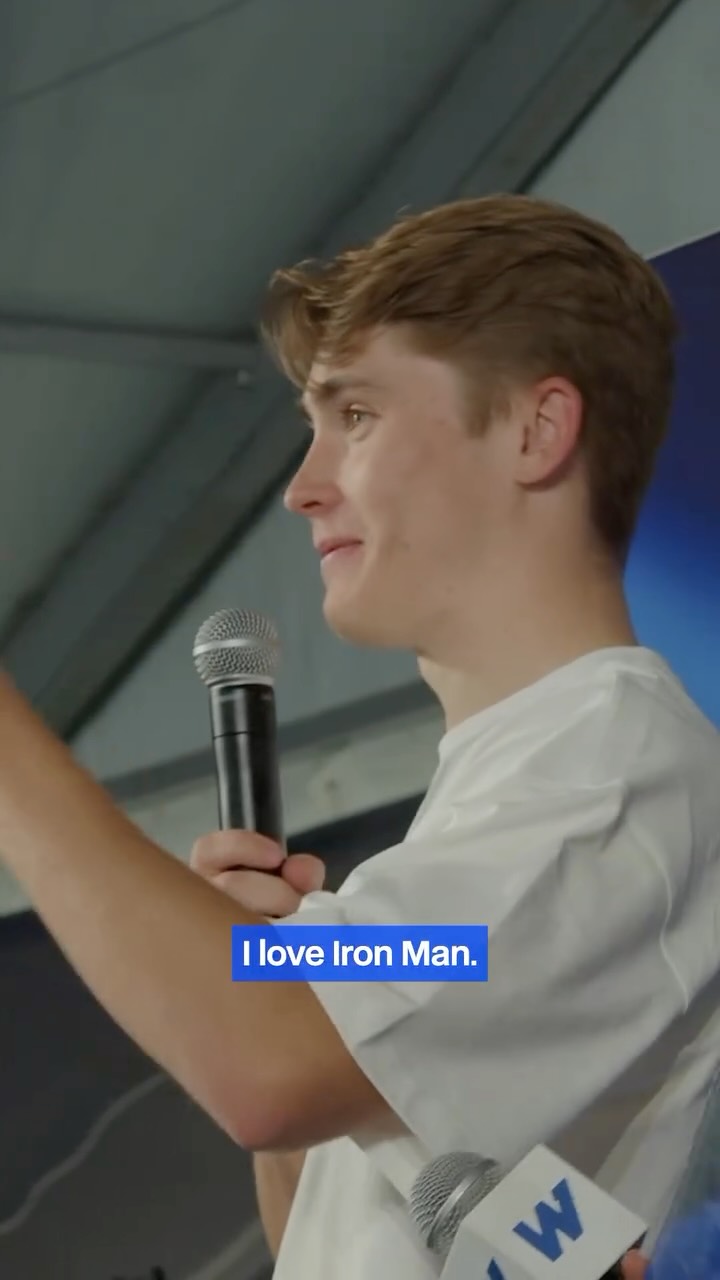 Valid answer, Luke 🤖💙

Which Marvel character would you chose to be? ⚡ Our collaboration comic with Marvel will be available for sale with special edition event-exclusive variant covers, starting at the Monaco Grand Prix.