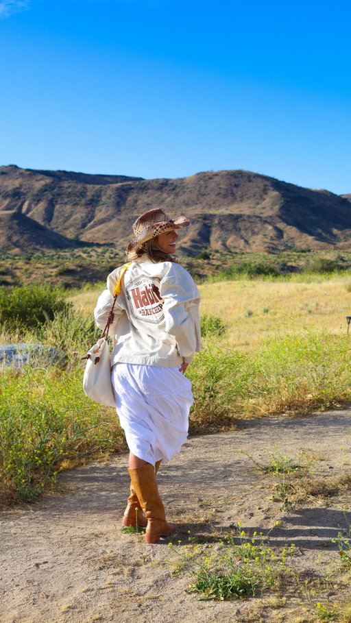 #HabitPartner Calling all ranch lovers… imagine having this entire ranch to yourself and your friends 🤠🌵
@habitburgerandgrill #HabitRanch 

If you’re obsessed with ranch and traveling, this might be your dream getaway 👀

Head to the link in Habit’s bio to register for MyHabit and enter for a chance to win Habit Ranch for you and 7 guests. NO PURCHASE NECESSARY. Open to legal residents of 50 US and DC, 18+ (or 19+ for AL or NE), who are MyHabit rewards members. Void where prohibited. Begins at 12:00:00 AM PDT on 5/12/26 and ends at 11:59:59 PM PDT on 5/18/26. Transportation is not included as part of the Grand Prize and is the sole responsibility of winner. See Official Rules at https://www.habitburger.com/ranch-sweepstakes-terms. Sponsor: Habit Restaurants, LLC.