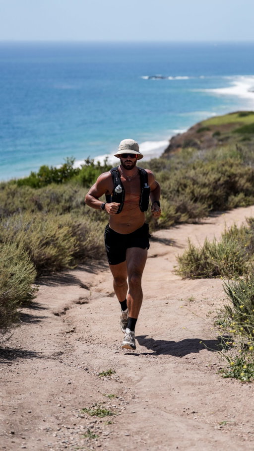 Fueling my long runs 101 🐝 #ad

One of the most common ways I found I was messing up in my races (my first marathon was horrendous on this) and cramping or bonking was due to my fueling strategy. 

Everyone is different but my original strategy was to take a gel every 30 minutes and never even considered something solid on my stomach. ❌ That led to cramping by mile 15-18 and a not so fun end to my races. 

Now, with all of my long runs in training for the 100 mile race in August and a few training races, I’ve been able to hone in on my strategy with success. Here’s my strategy:

- @honeystinger gel every 20 minutes 
- On the hour, I take a @honeystinger waffle to keep something on my stomach
- 1L water per hour + ~750mg of sodium (my body processes this FAST)
- Every other hour, depending on how long the run or race is, I take caffeinated chews (whole serving is 100mg but the chews allow for dosing down as needed) from @honeystinger
- Solid food (sandwiches/burritos) are mixed in, but candidly, I’m still working on WHAT my body likes

And yes, @honeystinger has everything covered…their gels also have added electrolytes (100mg) which obviously help my hydration protocol. 🤙🏼

#HoneyStingerPartner