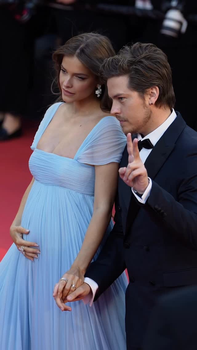Entering their mom and dad era! ✨🥹 Congratulations are in order for Dylan Sprouse and Barbara Palvin, who just announced at the Cannes Film Festival that they’re expecting their first child together!

Video: Getty