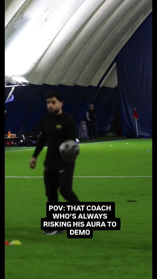 If coach can’t do it, how’s he gonna teach it? 😅🎯
Top bins only. Setting the standard every session.

📲 Contact us:
🌐 AbsoluteFootballTraining.com
📧 info@absolutefootballtraining.com
📩 DM us @absolutefootballtraining @coachabz_ 

#canadasoccer #torontosoccer #demo #footballtraining #soccerlife