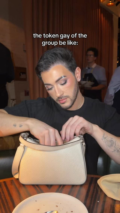 the token gay hehe 
@nicolconcilio @jasmeannnn @makeupbygriselda @anastasile