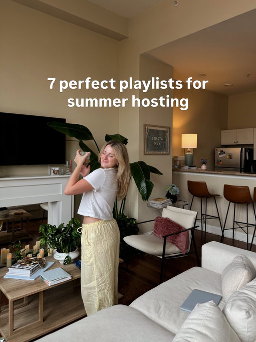 You know how much I love making a playlist🕺 these are some of my own + a few others I’m loving 🌞linked my @spotify profile in my bio 

#playlists #spotifyplaylists #hostingtips #hosting #summerhosting