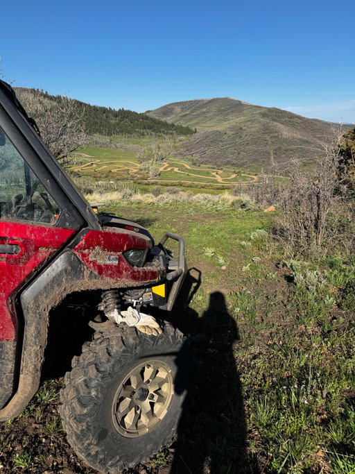 Ranch days are the best days! There is a lot of work but a lot of fun!! @canamoffroad Defender, @iamspecialized & @traegergrills really up the game here @aintcareacres 
.
#CanAmOffroad