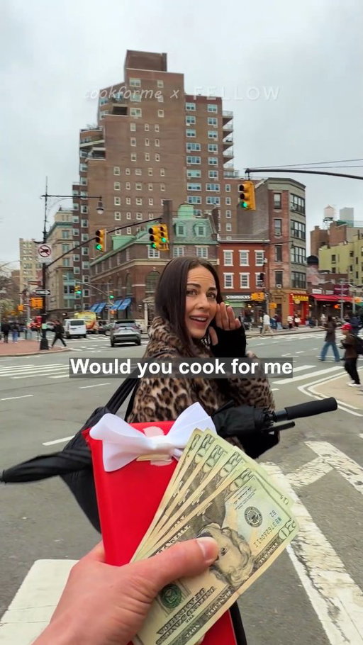 Paying strangers to cook for me in New York ft. @fellowproducts #cookingchallenge #cookforme #cooking #newyork