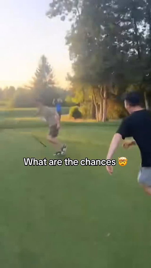 I’d retire after that shot. 😂🤯 (via connordavis8, braeden_kemp18)