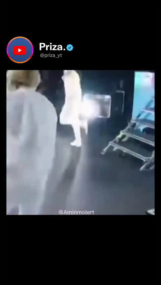 This week's "Fall Down Friday" 😂😂😂🪜

REPOST from @riza_yt & @aminmolert