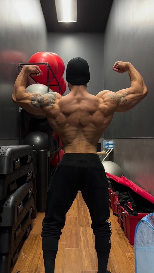 Muscle has been added. Just gotta get lean enough for the next one ⛽️ #bodybuilding #mensphysique