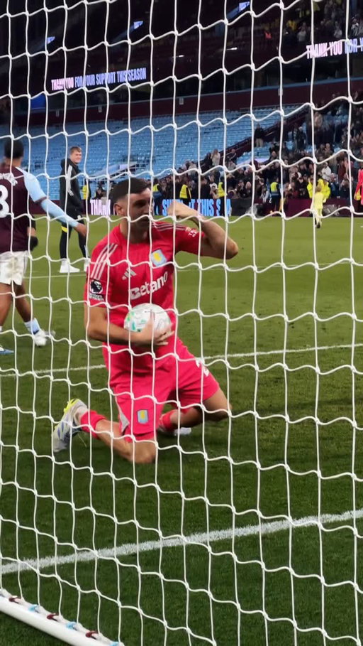You’ve got to earn that goal against Emi Martínez 🤣
