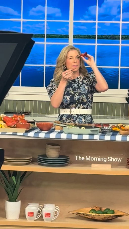 When the segment is over but you’re just getting started.

#Livetv
#outtakes 
#tvbloopers