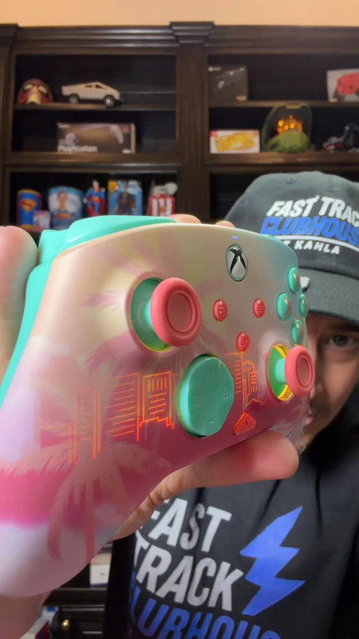 For the first time ever this is the #turtlebeachpacificakyline controller that has so many cool features! #kahlagaming @turtlebeach