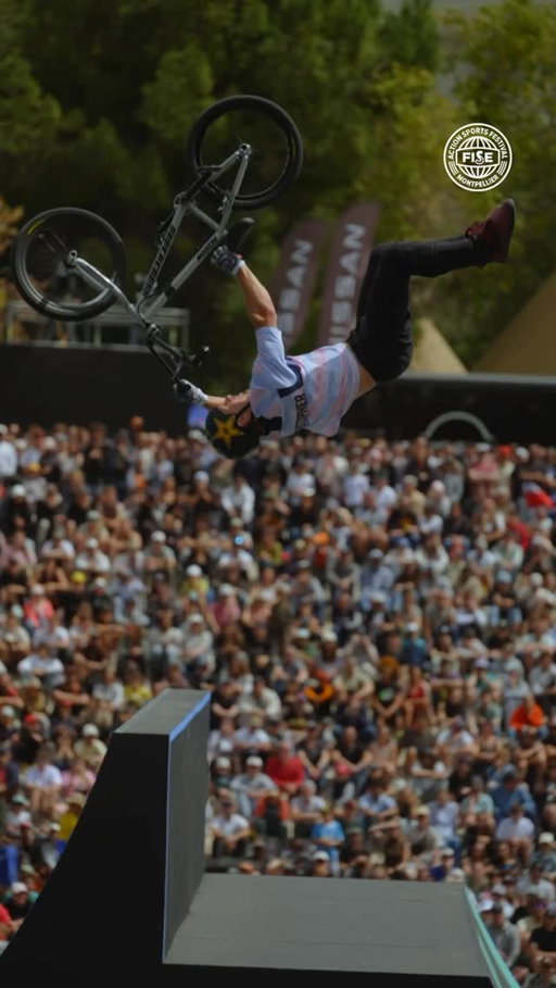 SUPERMAN MODE 🔝🌐 

@nissanfrance @ucibmxfreestyle #FISEMontpellier2026 #actionsports