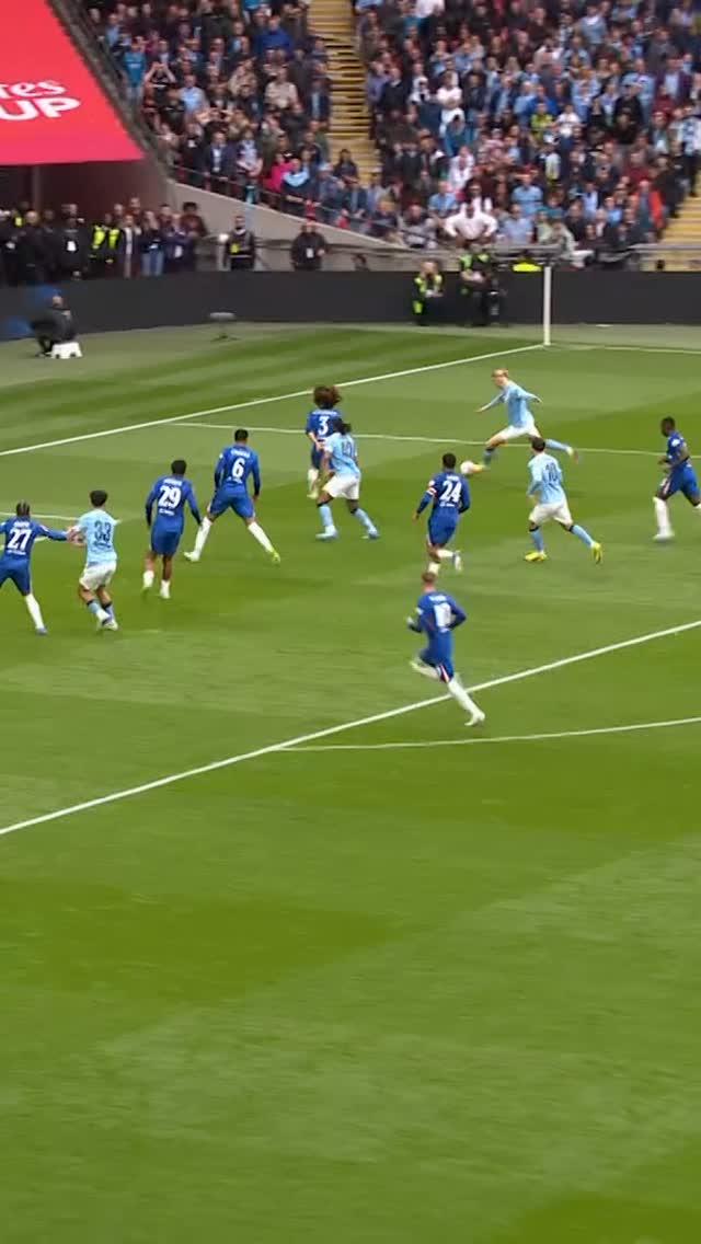 OH. MY. WORD.

Antoine Semenyo with a sensational flick to light up this #EmiratesFACup Final and give @mancity the breakthrough 🤯