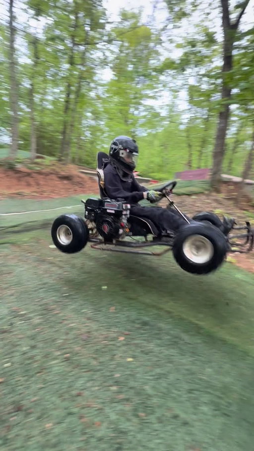 Go karts on the turf track is my new favorite thing. Makes me think where else we can take these?
•
•
•
•
#gokarts #turftrack