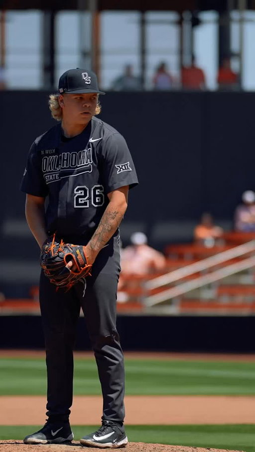 2 Ks to end the inning from Wechy ⚡️

#GoPokes | @noahwech_06