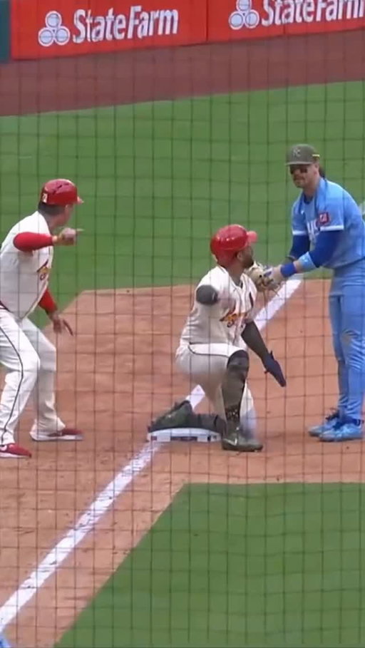 Bobby Witt Jr. deked Ivan Herrera to save a run

#mlb #baseball #sports