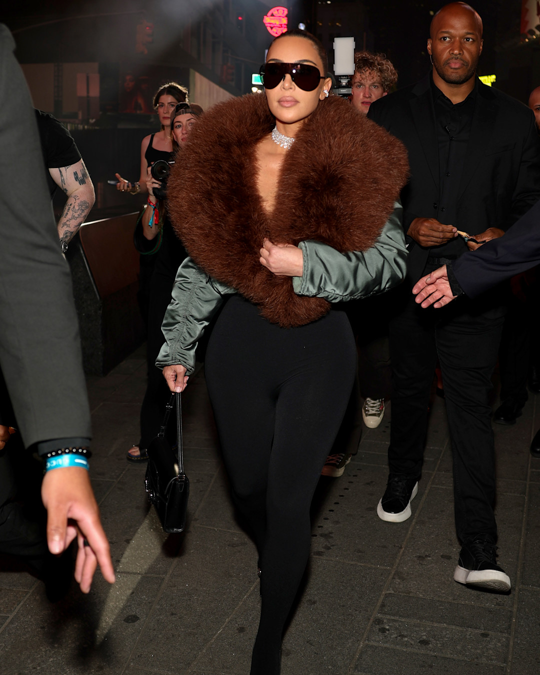 Kim Kardashian attends the Gucci Cruise 2027 show in Times Square
ㅤ
📷: @gettyimages