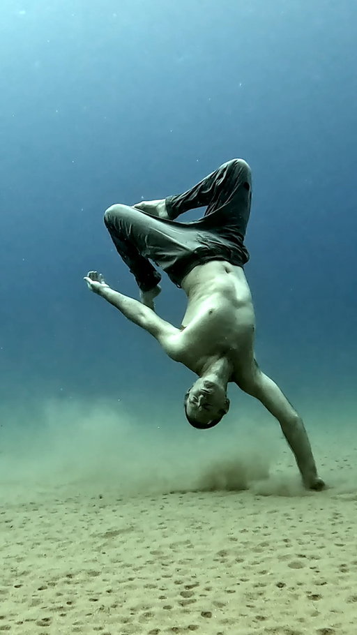 Cala Rossa 12m #projectlimb #underwaterdance #underwaterphotography #underwaterart #dance #apnea #freediving #waterdancer #sicily
