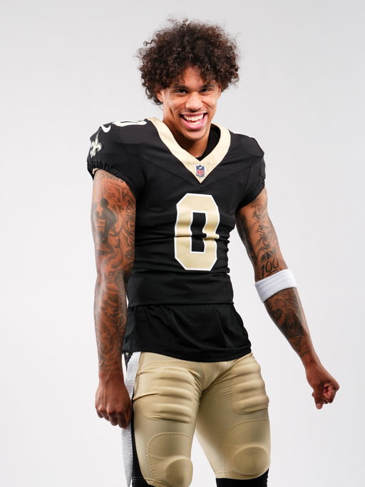 Jordyn Tyson ready to make a movie in NOLA 🎬
#RookiePremiere

📸:@ben_liebenberg/NFL