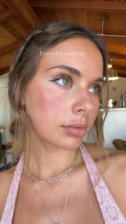 🤍
-
-
@refybeauty 
@charlottetilbury 
@merit 
@stilacosmetics 
-
-
#grwm#makeuptutorial#makeupinspo#naturalmakeup#glowymakeup
