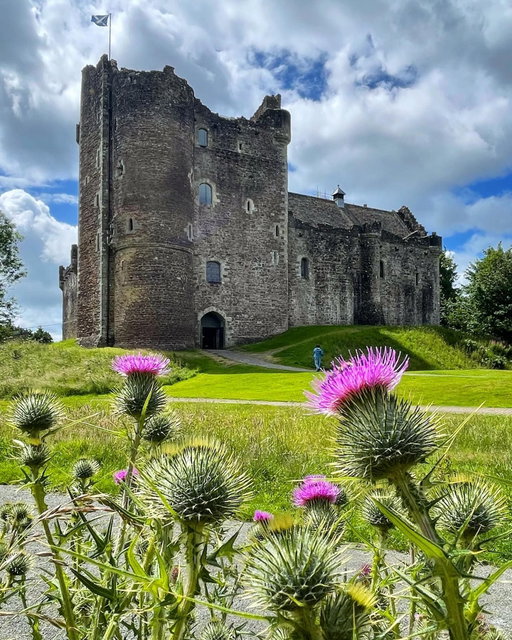The time has come... the final episode of Outlander is here! 😭⚔️ To celebrate the end of an era, here's a collection of some iconic Scottish sites featured in the series throughout the years 🥹🏴󠁧󠁢󠁳󠁣󠁴󠁿

The show may be ending, but we'll always have Scotland! 💙 

📍 Doune Castle, Stirlingshire
🎬 Appears as 'Castle Leoch'
📷 @sassenachhistorian

📍 Midhope Castle, West Lothian
🎬 Appears as 'Lallybroch'
📷 @adam.legrice

📍 Falkland, Fife
🎬 Appears as 'Inverness'
📷 @johnpow37

📍 Drummond Castle Gardens, Perthshire
🎬 Appears as 'Gardens of Versailles'
📷 @visitscotland

📍 Blackness Castle, Linlithgow
🎬 Appears as 'Fort William'
📷 @tamararobinson115

📍 Highland Folk Museum, Newtonmore
🎬 Appears as 'MacKenzie Village'
📷 @scotlandsbucketlist

📍 Sloy Dam, Inveruglas
🎬 Appears as 'Loch Errochty Power Station'
📷 @summer_daze46 

📍 Linlithgow Palace, West Lothian
🎬 Appears as 'Wentworth Prison'
📷 @visitscotland

#Scotland #VisitScotland #ScotlandOnScreen #ScotlandExplore @outlander_starz