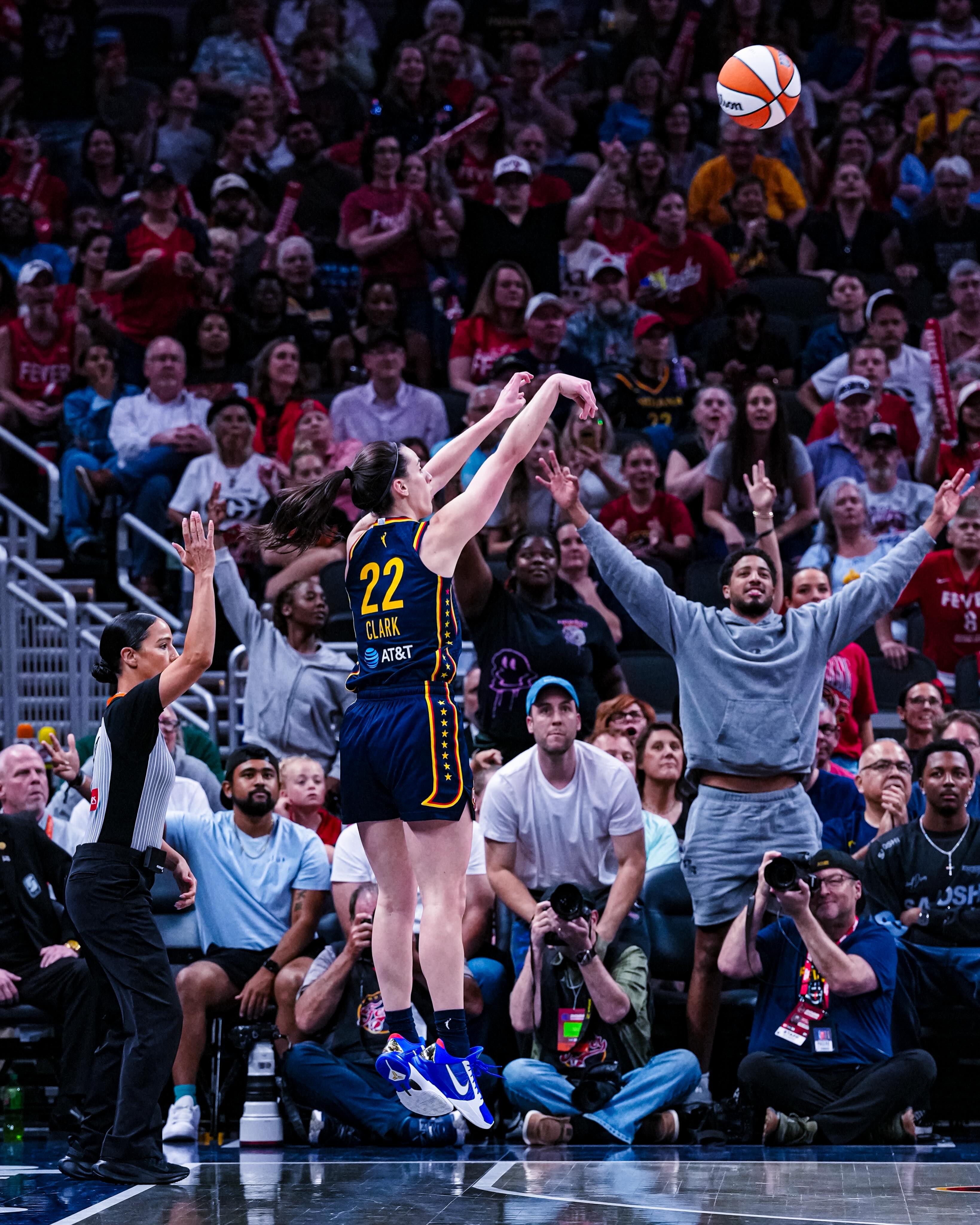 Tyrese Haliburton knew this Caitlin Clark three was money 👌