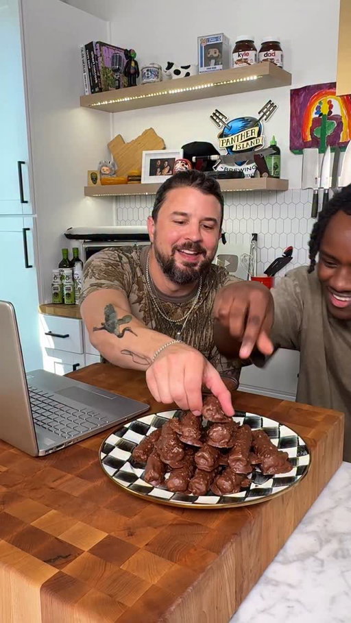 Dessert vs Movie Intro #satisfying #tiktokfood IB: @bayashi_tv