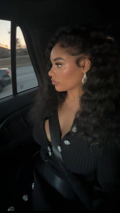I know this lifestyle isn’t for everybody but personally… I do NOT miss owning a car. 😩 #ubereverywhere @Uber

For the people that don’t get it. 

1. I work from home so I don’t need to leave the house much. 
2. When I do it’s for work events and the brands provide me an uber code so I essentially ride for free. 
3. I can also right off my rides as a business expense since I mainly leave home for events.