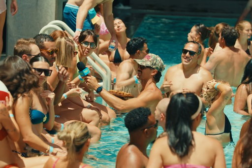 Future nostalgia

#cinematic #arizona #community #filmmaker #poolparty