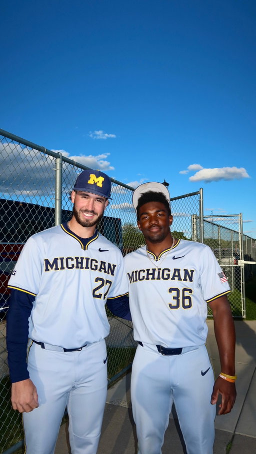 “shmilla’s girls are here” - the whole michigan dugout 

#michiganbaseball #umichbaseball #barstoolsports #ncaabaseball #collegebaseball 

🟠 hosted by @kianaflory + @emilyyraelynn 🟠