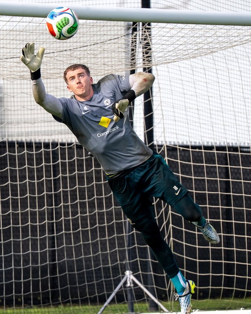 Born to fly 🦸‍♂️🧤

#Socceroos