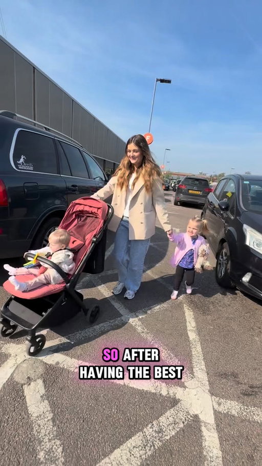 AD A fun day out meeting Peppa Pig with @pampersuk_ire and @Sainsburys 💙 
To be in with a chance of winning a family ticket to Peppa Pig World, check out the following link: 
https://www.pamperssquad.co.uk/uk/projects/squaddie-hub/blog/win-a-family-ticket-to-peppa-pig-world. T&Cs apply

#PampersPremiumProtection