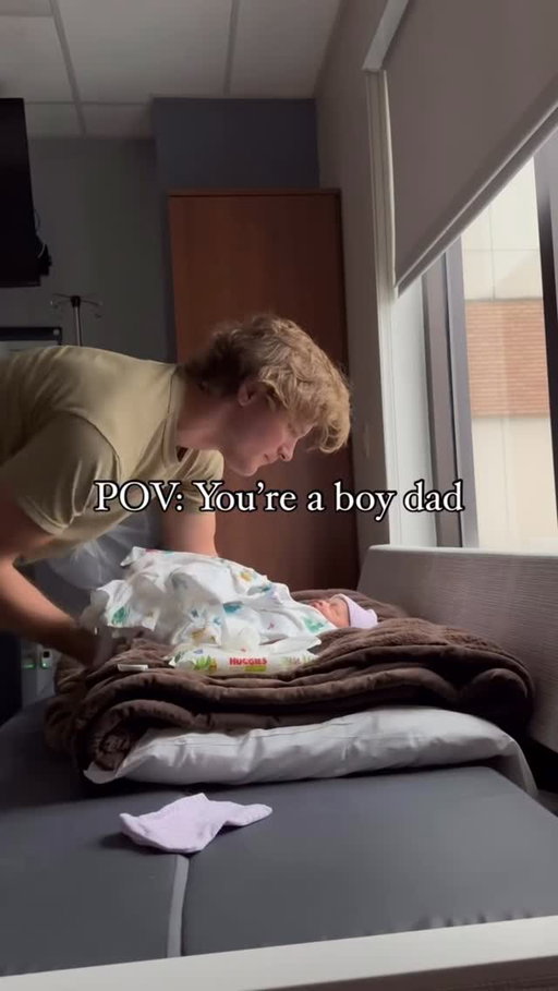 Day 9 - How To Change a Diaper 💩💦👶🏽

#newdad #firsttimeparents #newmom #dadlife #fatherhood