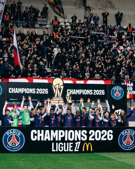 Les champions de France 🏆❤️💙

Champions of France 🏆❤️💙

Чемпионы Франции 🏆❤️💙