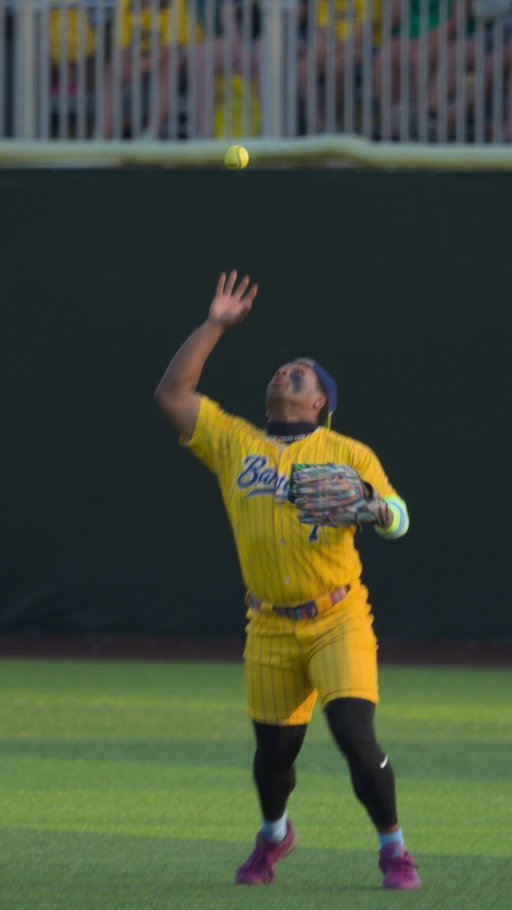 Don't run on Ty 🚫

#bananaball #savannahbananas #baseballhighlights #outfield #mlbnews