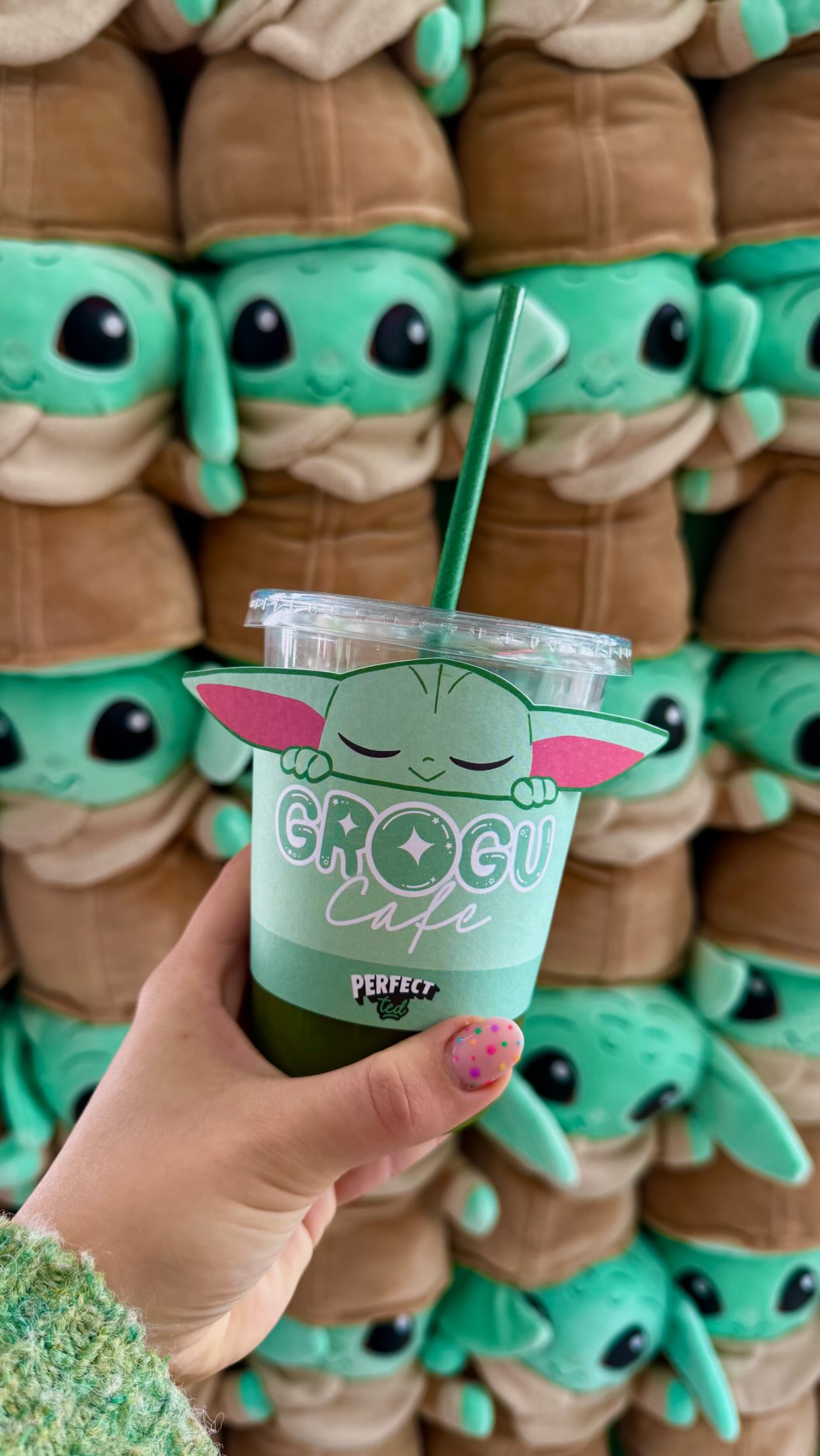 We had SO much fun making an assortment of delish matcha’s at Grogu Cafe this weekend celebrating Star Wars: The Mandalorian & Grogu, in cinemas May 22. 💚✨ @starwarsuk @disneyuk #GroguCafe #StarWarsUK