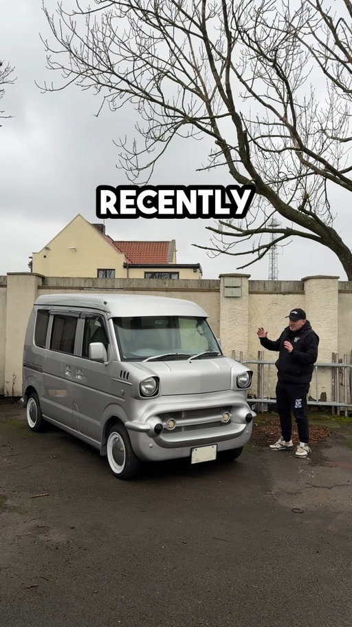 Grey or Pink - which would you choose?

#Import #KeiTruck #KeiVan #KeiCar #Suzuki