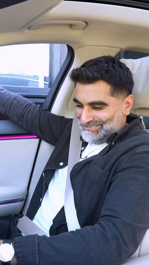 EP 1 of Chaiipool ☕️🚗
With Blackburn’s very own hometown hero @shabazsays 

@tezilyas thought being back in Blackburn meant free chai at the drive thru… clearly the staff didn’t get the memo 😭