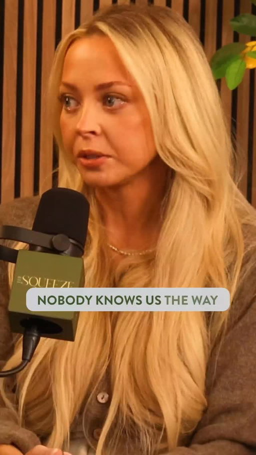 @kay.dudley shares the one moment in her life she’d go back to and the message she’d give herself if she could. Listen and watch now — comment “Squeeze” below and we’ll DM you the episode! 🎙💛⁠