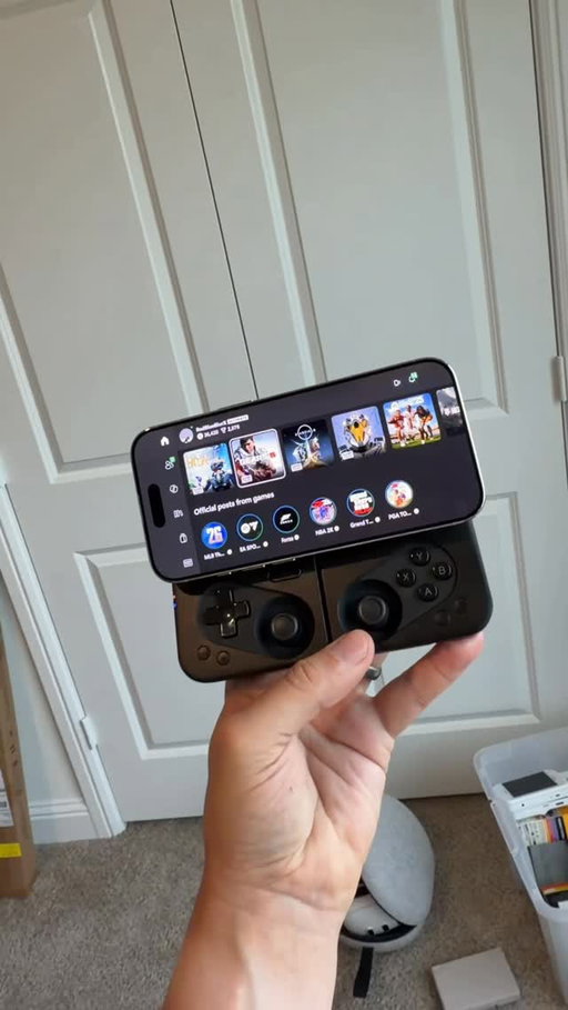 Wow! The best way to take your mobile gaming to the next level! This is the MCON Gaming Controller you have to see to believe! #kahlagaming @ohsnap