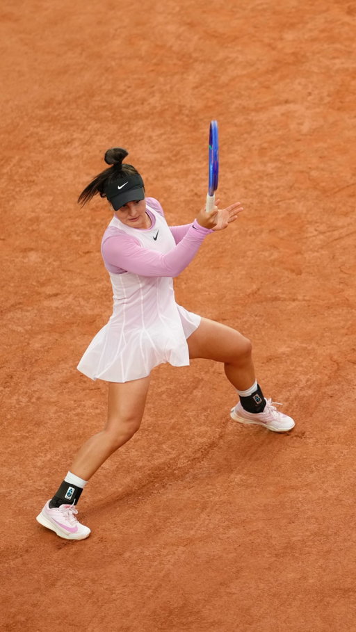 Turning defense into offense 💥

#RolandGarros