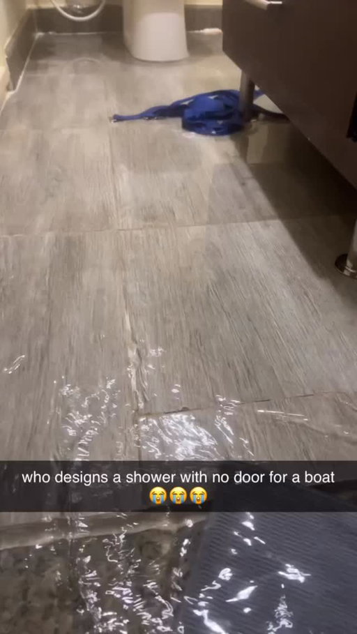 Unbelievable... @isabella.weigle via @bviral 
—
Woman is trying to shower on a moving yacht and accidentally floods the bathroom